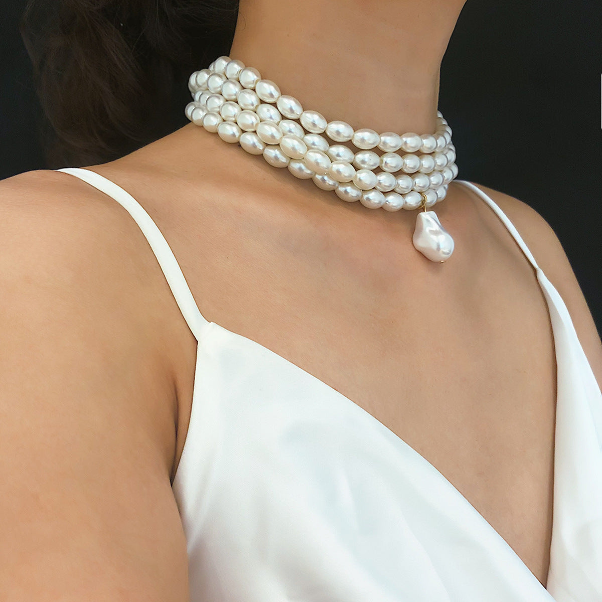 Adorn&Pulse-The four strands pearl choker - elegant jewelry