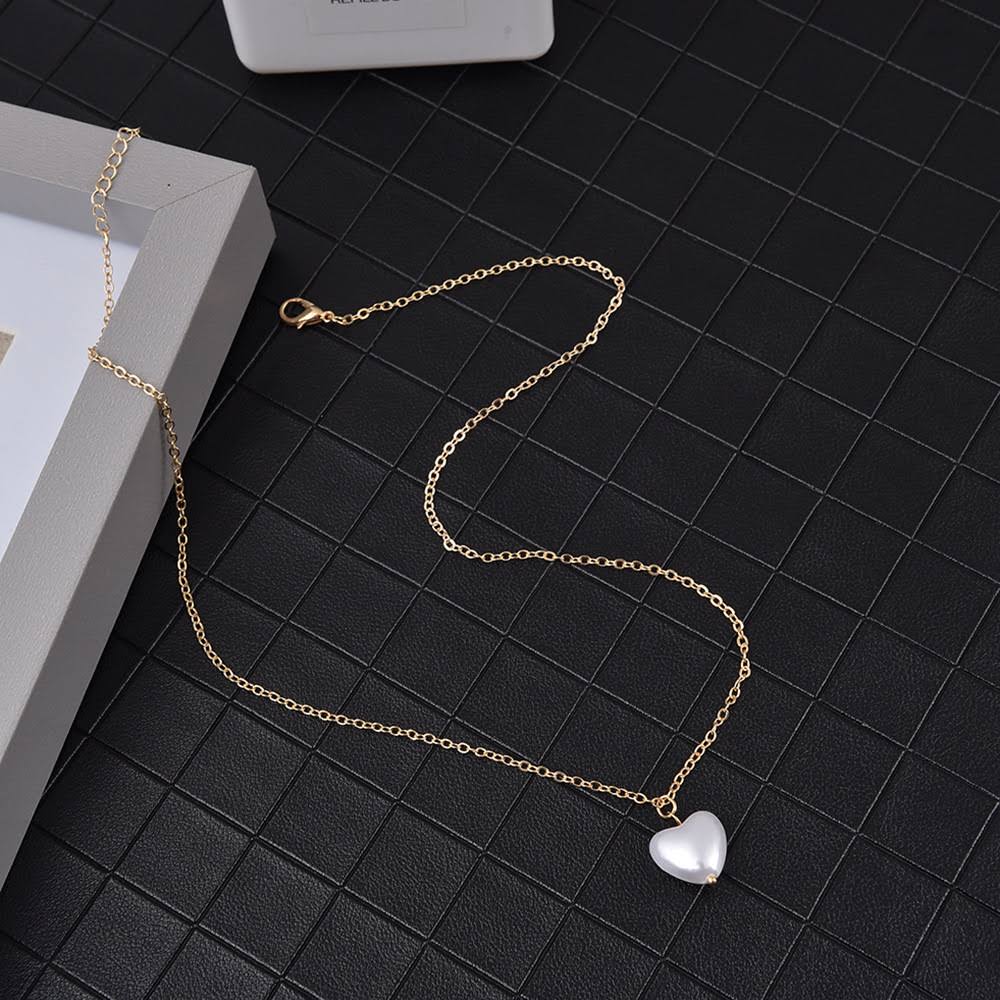 Delicate Pearl Heart Necklace • Gold Plated Choker