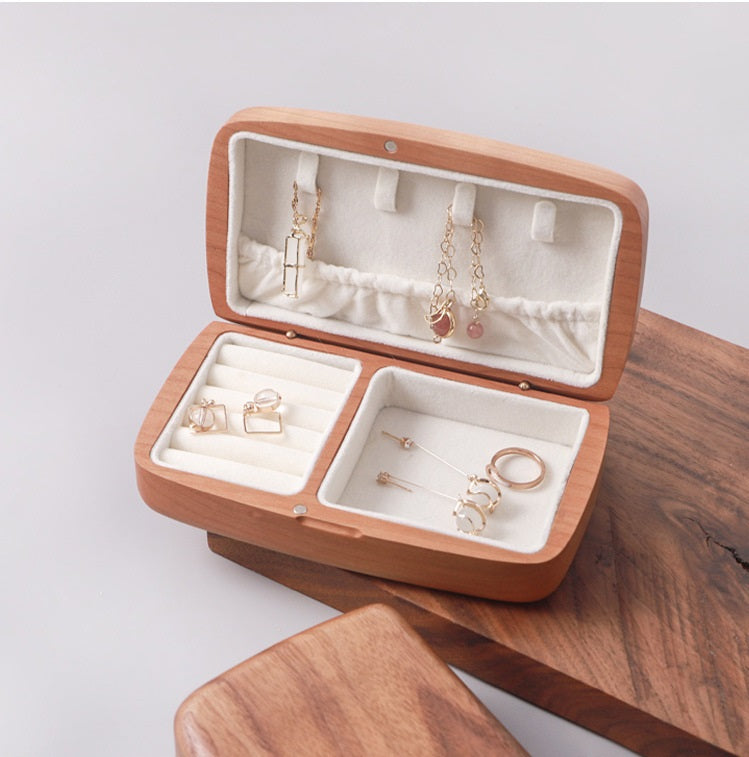 High-End Travel Storage • Wooden Jewelry Box