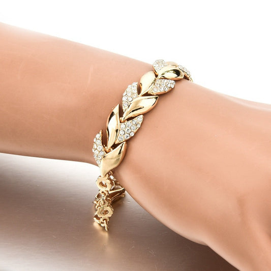 Intricate Leaf Bracelet • 18K Gold Bracelet