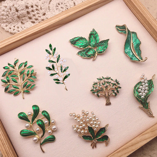 Retro Brooch Set • Green Leaves Corsage Pins