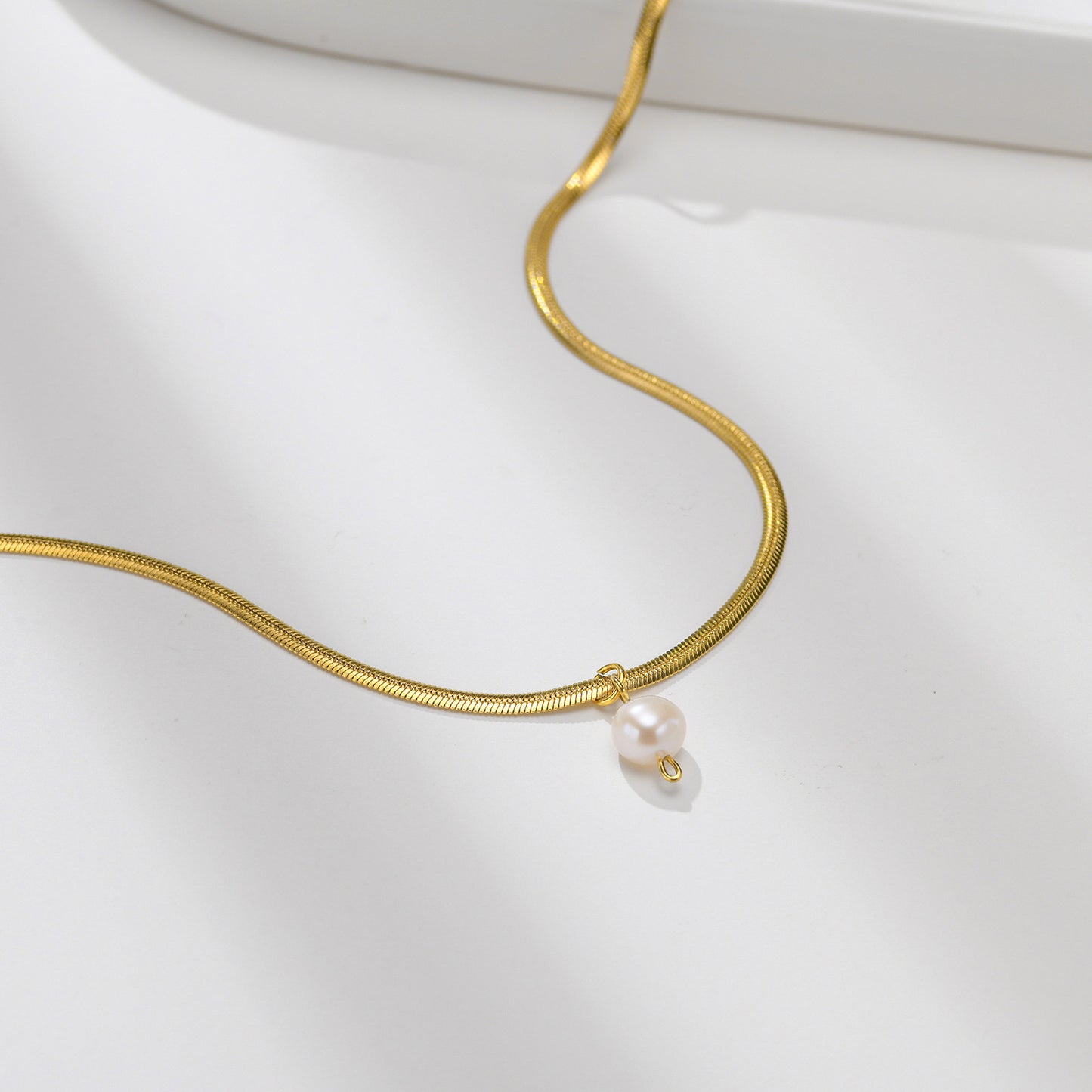 Pearl Pendant Snake Chain • Gold Plated Stainless Steel