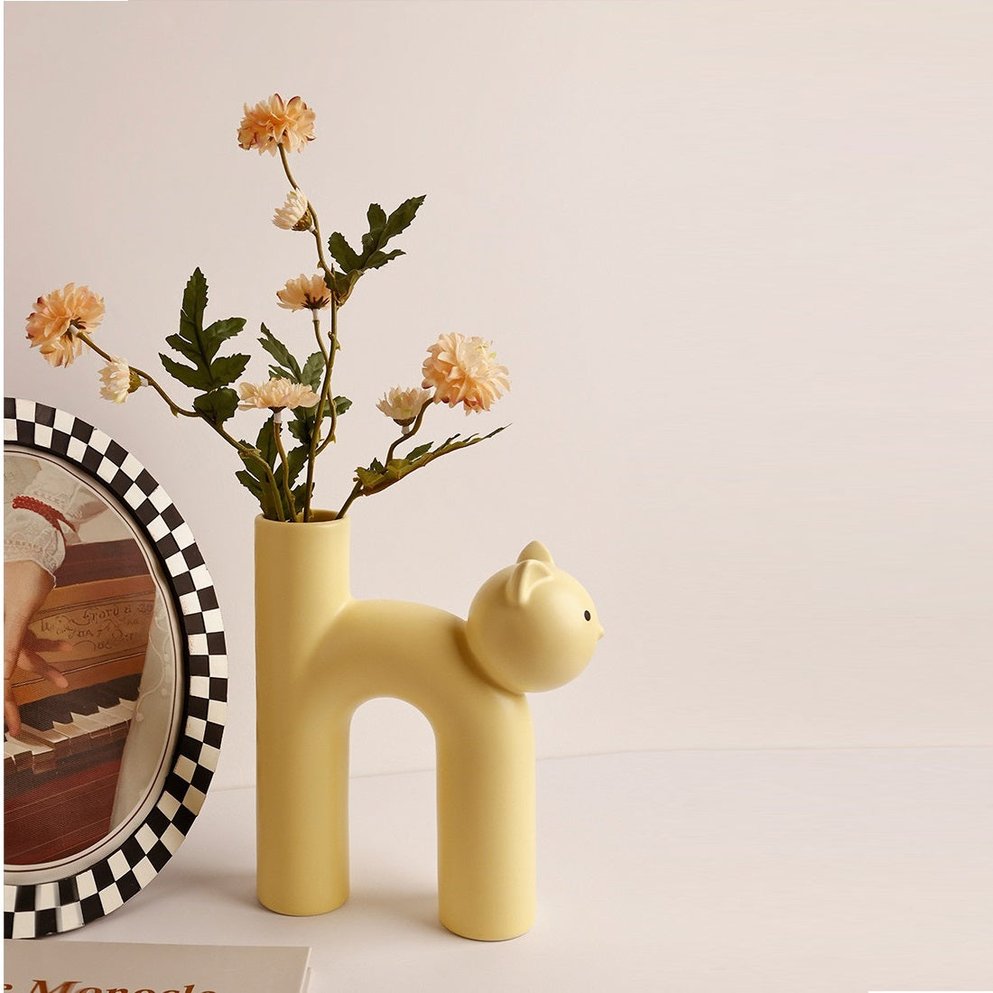 Tubular Cat Vase • Living Room Decoration