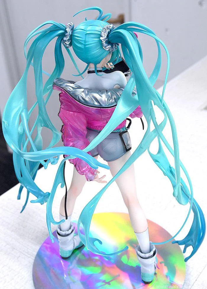 Hatsune Miku • Crypton Future Media Vocaloid Figure